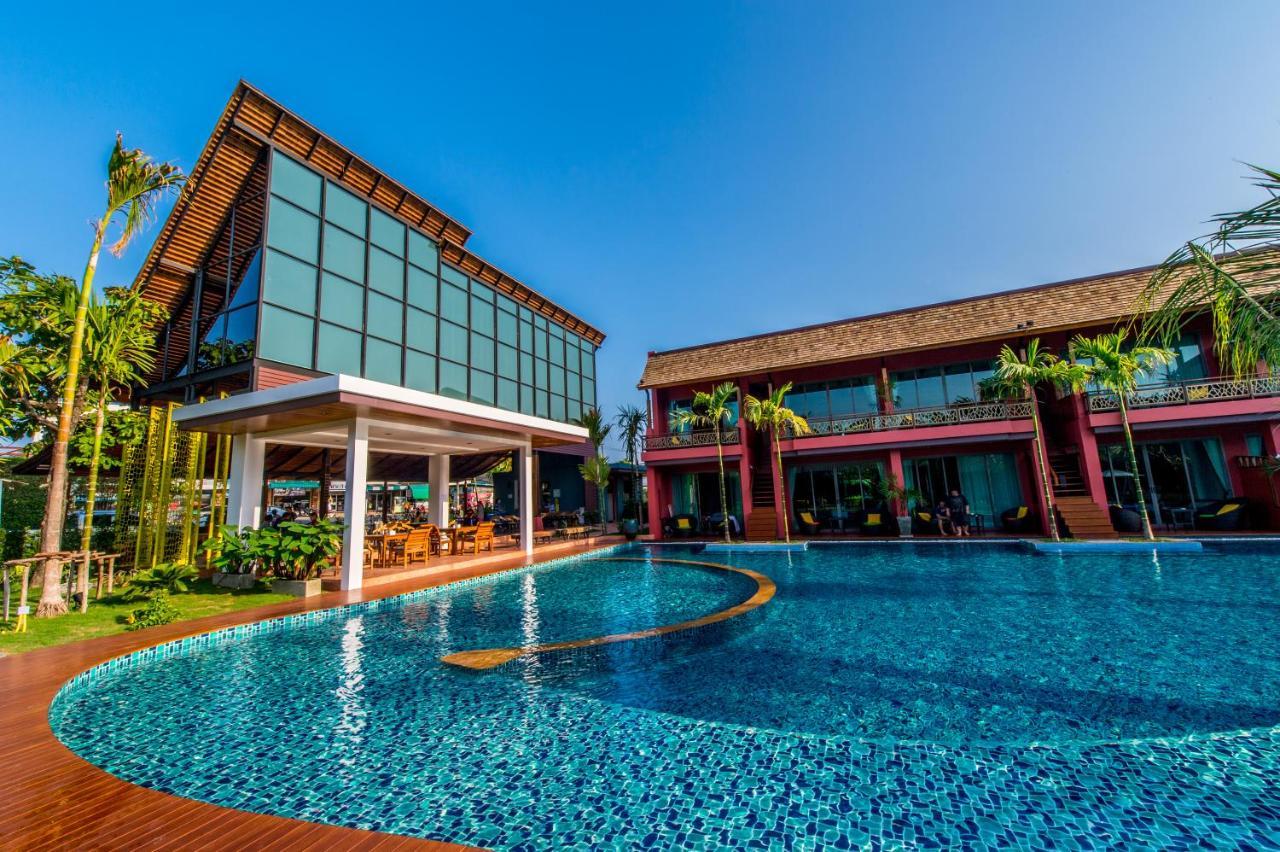 Mai Morn Resort Sha Plus Phuket Exterior foto